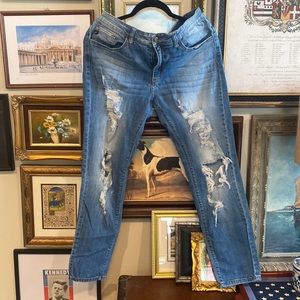 KanCan  size 30 skinny for distressed jeans